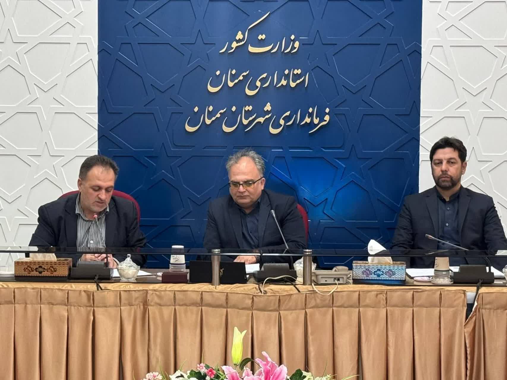  تأکید فرماندار سمنان بر تسریع در روند صدور مجوزهای کشاورزی؛ نظام مهندسی ظرف 10 روز شیوه‌نامه نظارت را ابلاغ کند